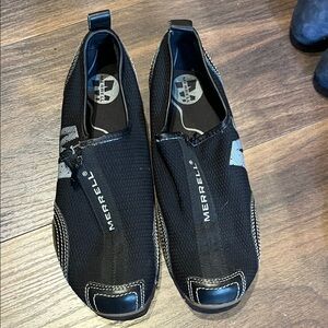 Merrell women Black Mesh Slip-Ons